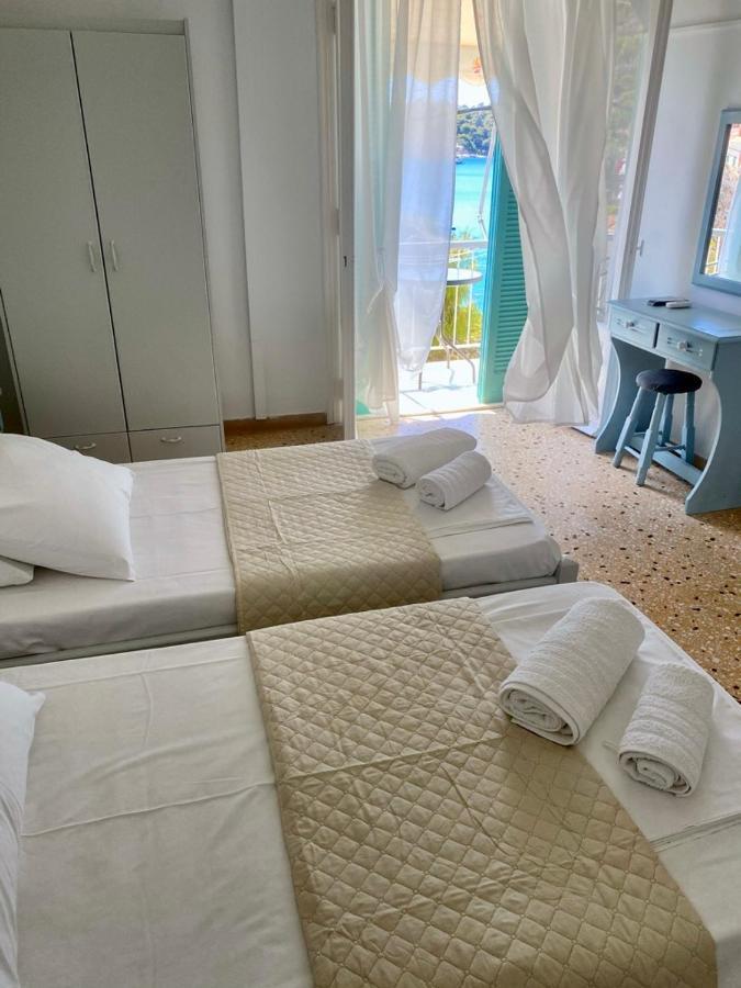 Studios Argyris Poros Town Exterior photo