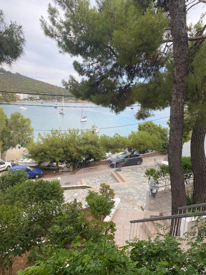 Studios Argyris Poros Town Exterior photo